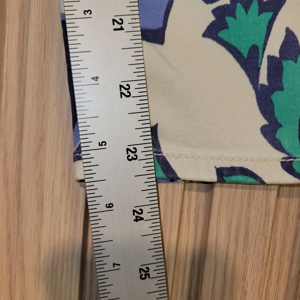 Chico's So Lifting Crop Pants Blue Green Floral Paisley Print Size 2.5 L 14/16